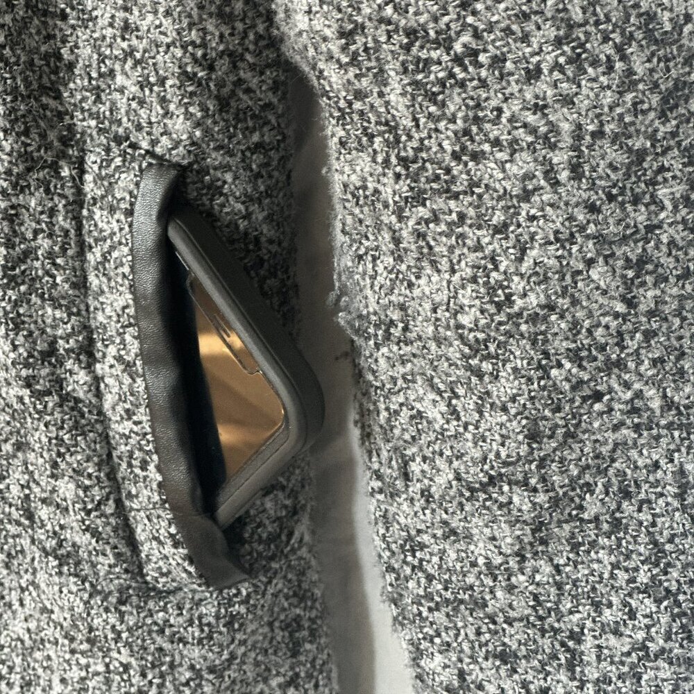 Heavy Spring or Fall Coat Gray With Black Pockets Zip Closure With a Hood - Picture 6 of 7